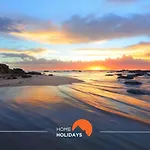 #101 T1 Bicos Flat D By Holidays Апартаменты *